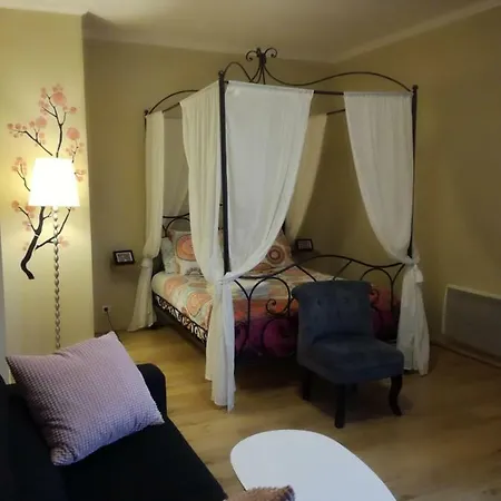 Casa Mia At Disney Paris * 塞里斯